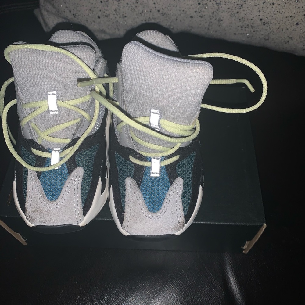 Toddler Yeezy sneakers